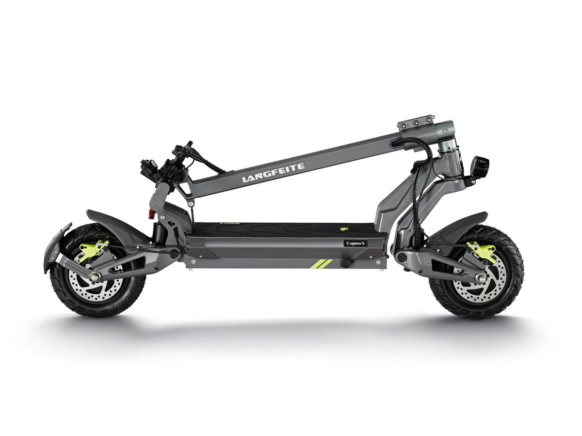 Dva motory. Nebo jeden. — Langfeite Cayman S